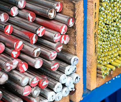 Acciai Speciali, acciai inox serie 300 e 400. Bussola In...